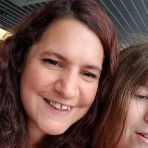 Meet your Posher, Monique m